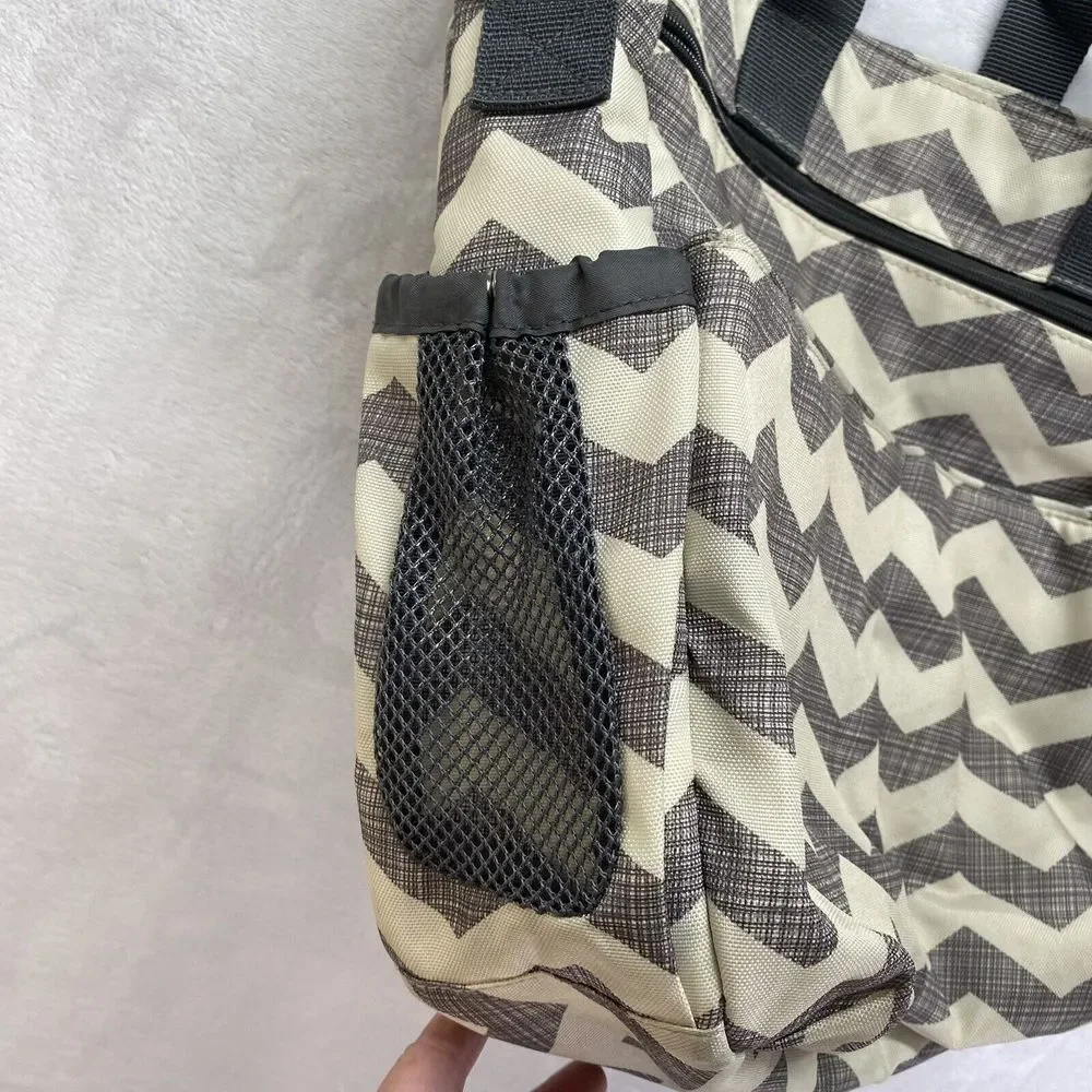 Skip Hop Duo Signature Carry All‎ Diaper Bag - Grey/White Chevron